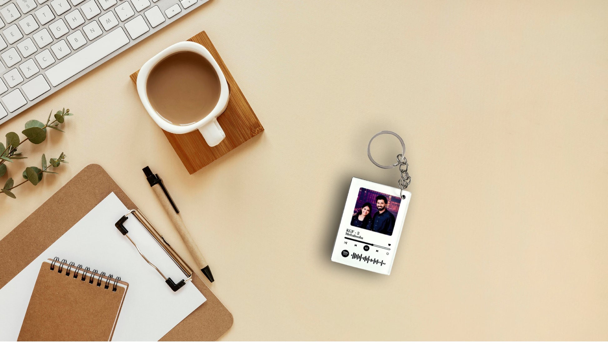 White Acrylic Keychain with Favorite Song – A Tune You Can Carry