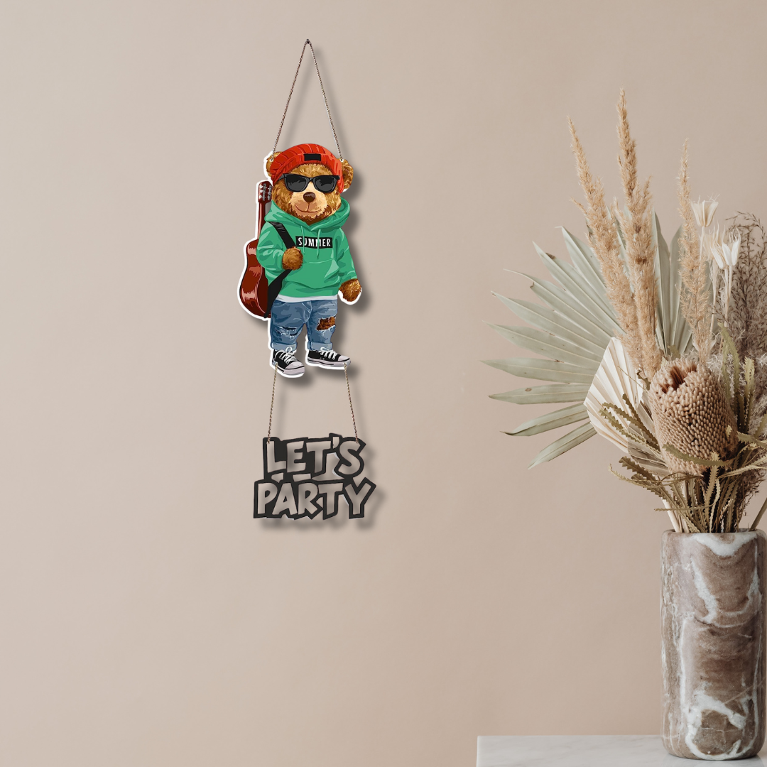 Stylish Wall Hanging to Complete Your Living Room Look