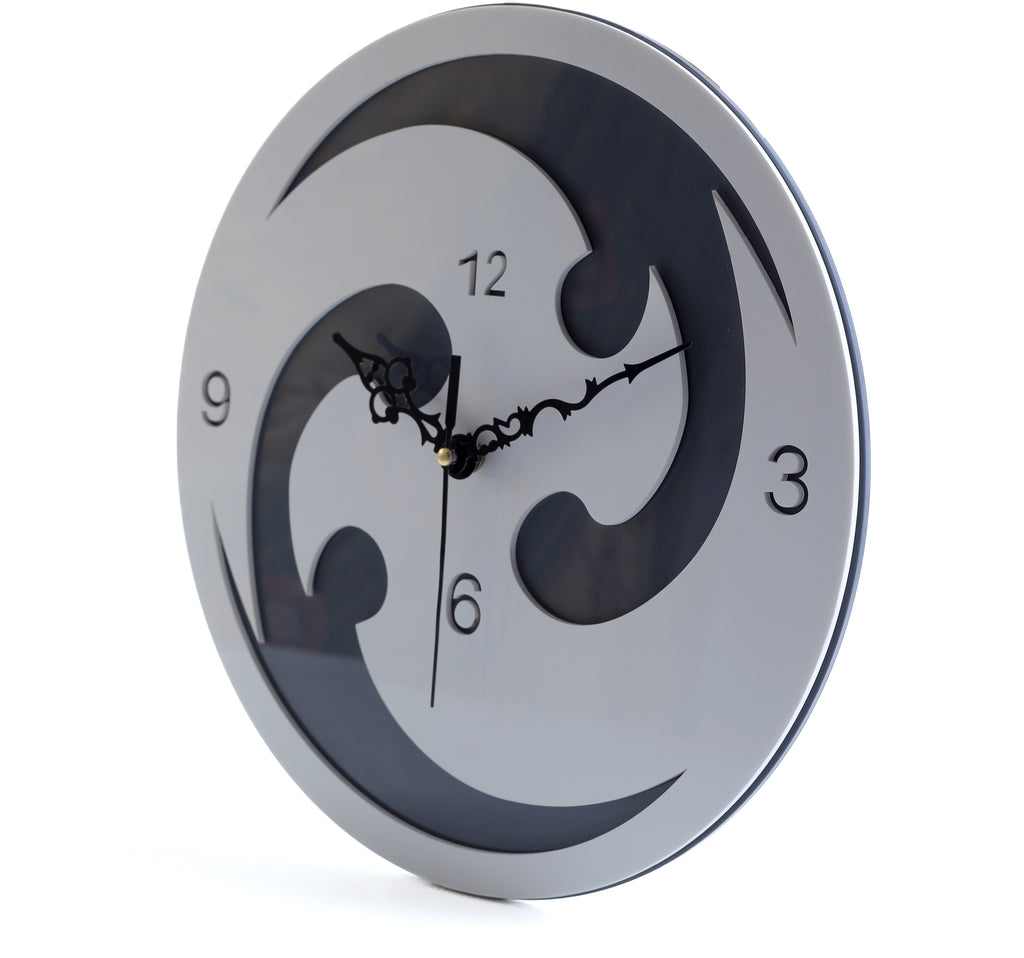Acrylic Stylish Wall Clock – A Modern Statement Piece