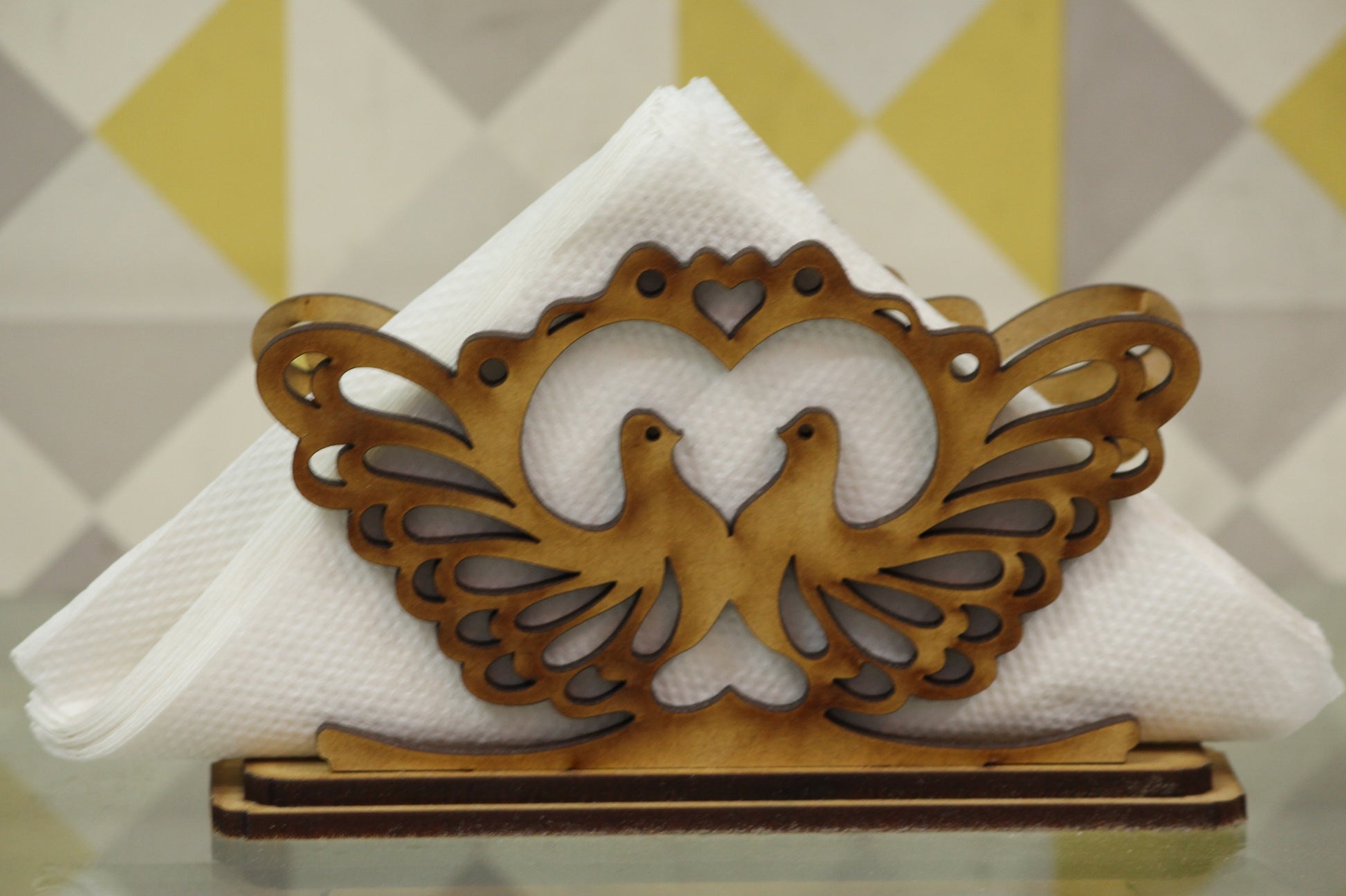 Wooden Tissue Holder – A Touch of Natural Charm for Your Space