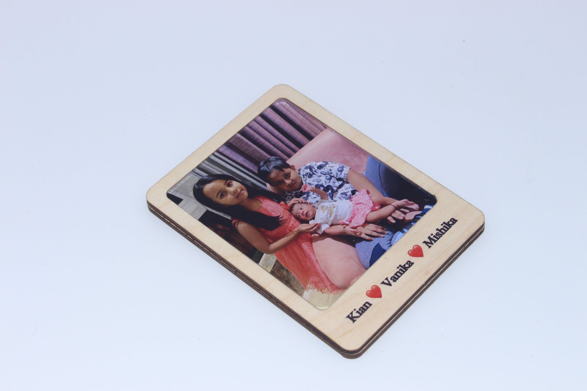 Small size  Table Top Photo