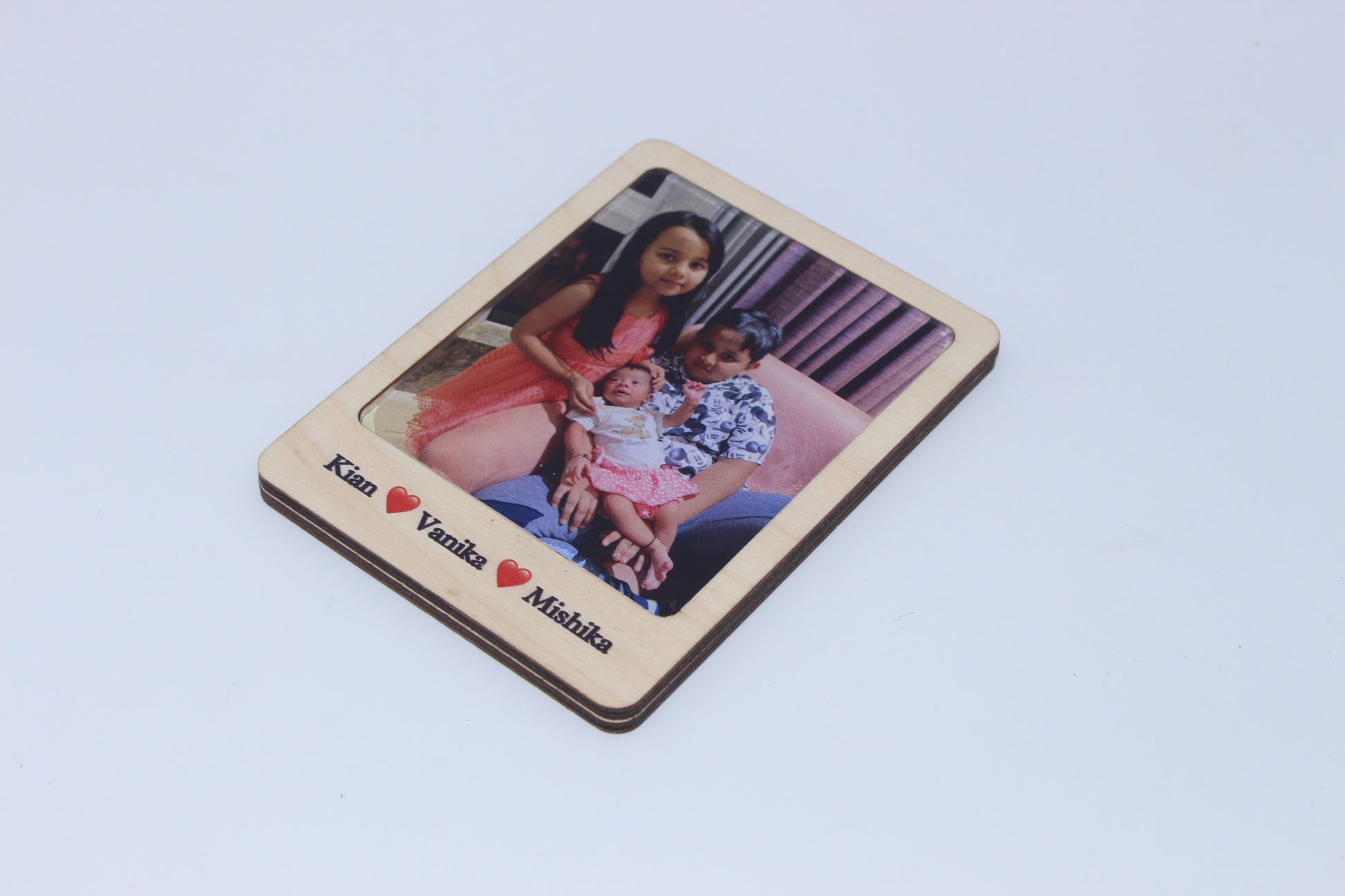 Small size  Table Top Photo