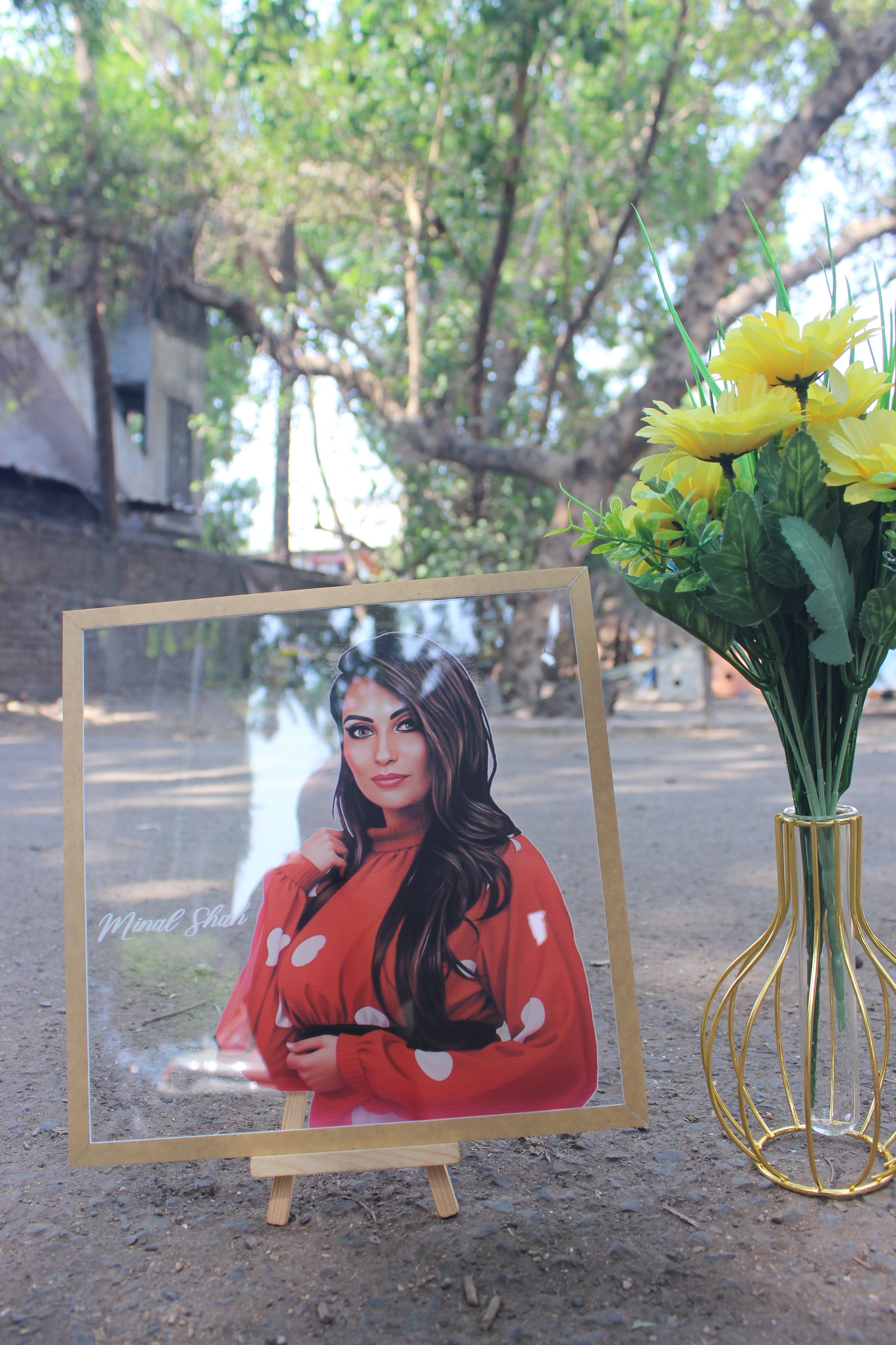 Transparent acrylic photo frames
