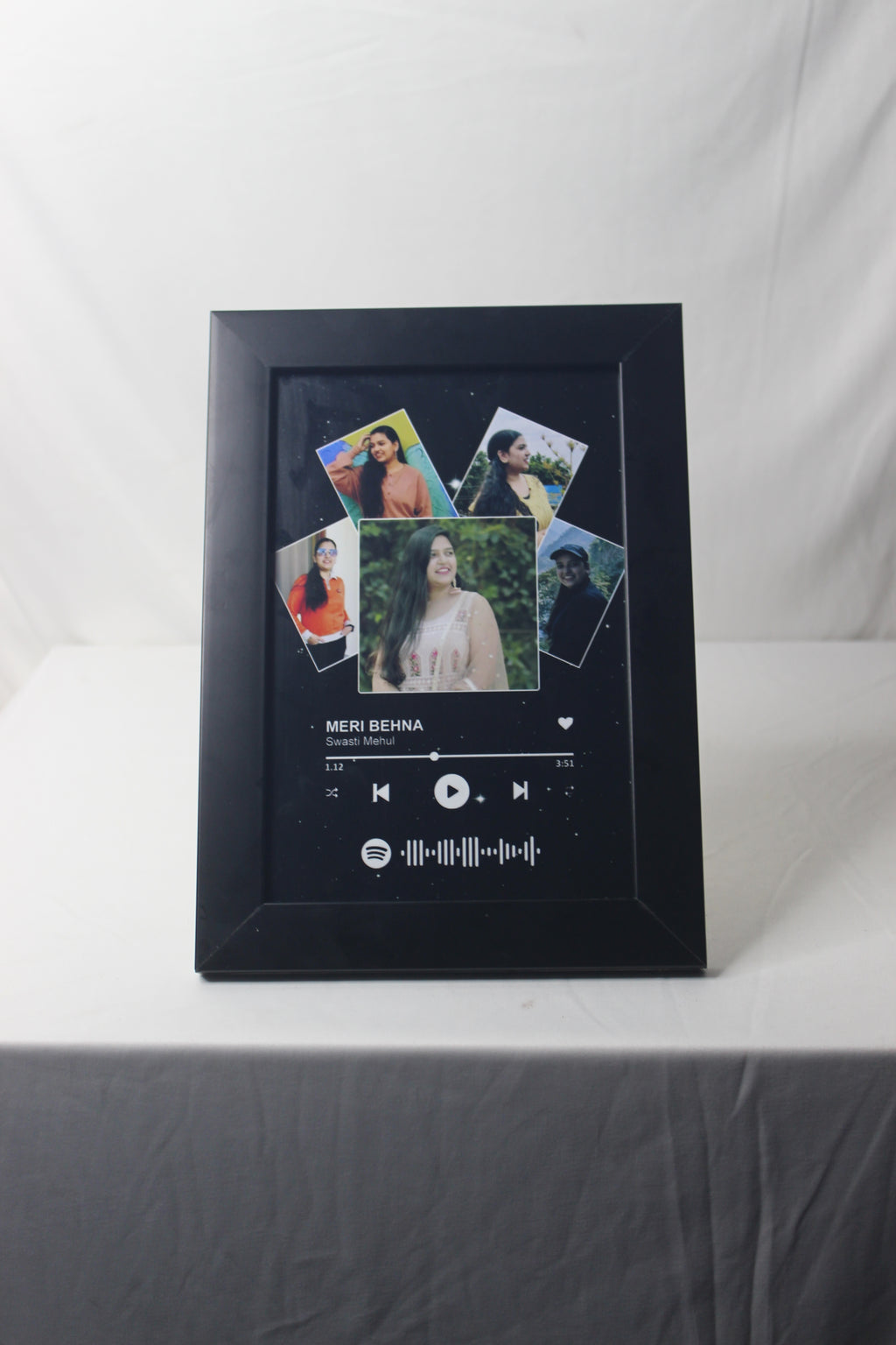 Black Spotify Plaque