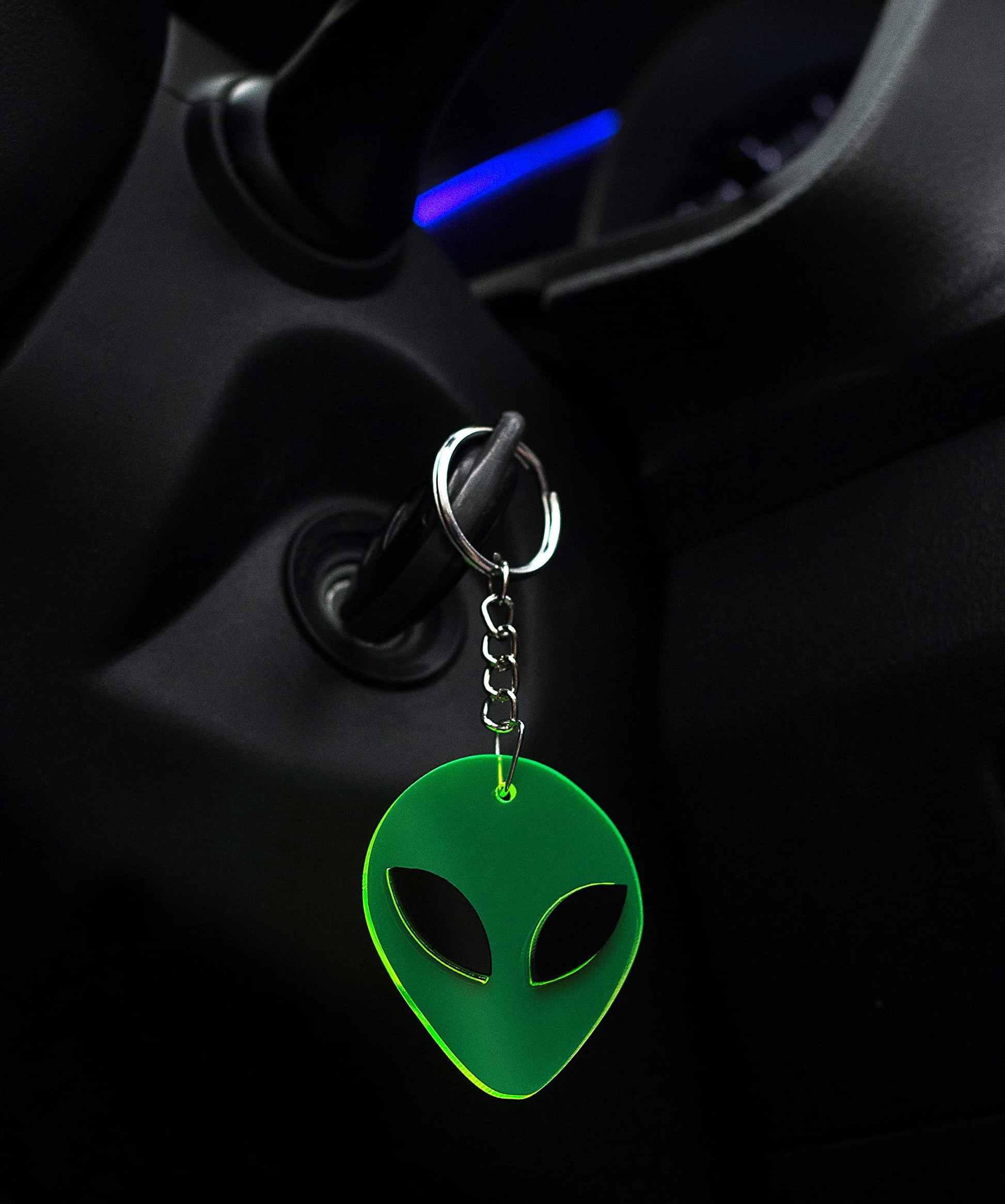 Alien Face Radium 3D Keychain – Glow in the Dark & Out of This World
