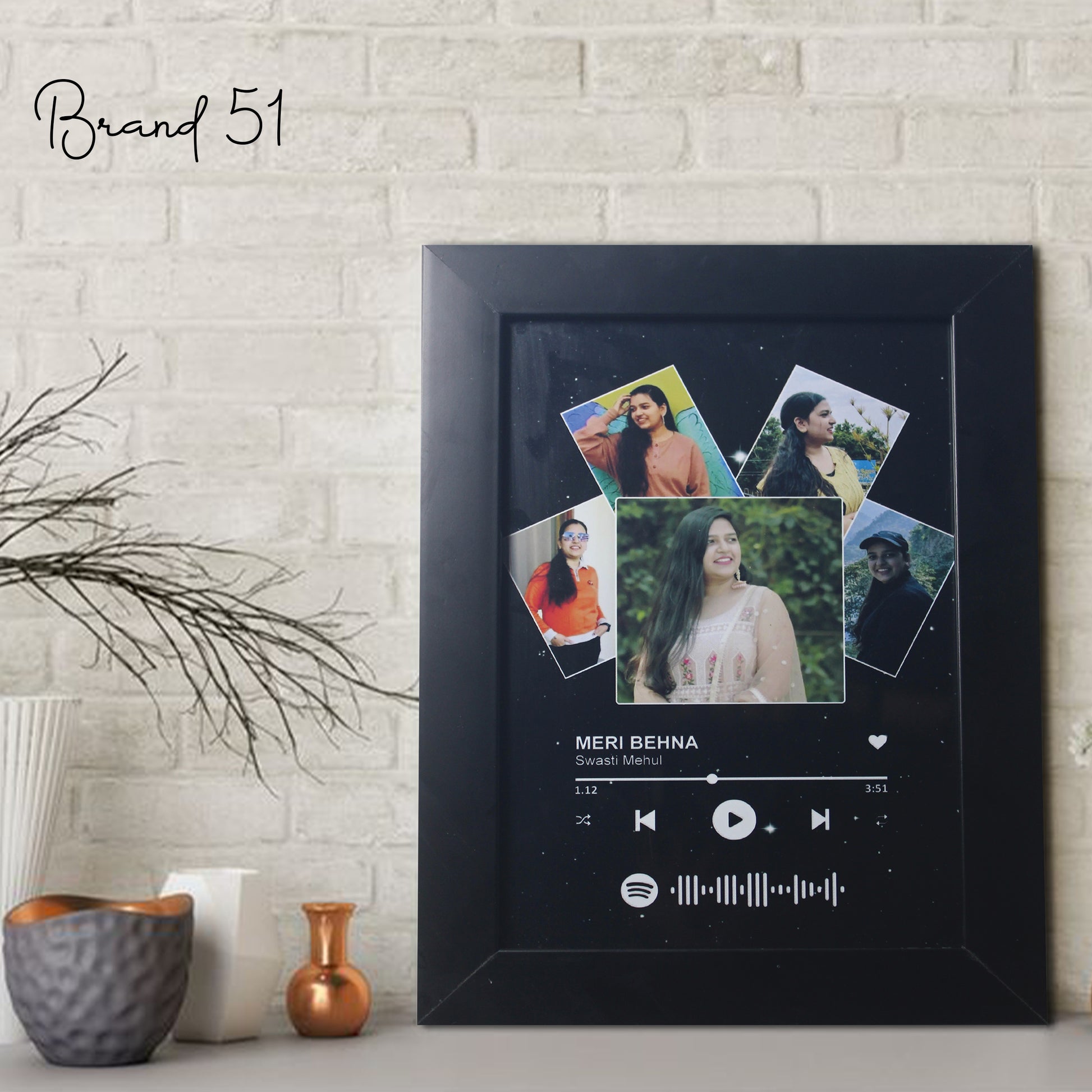 Black Spotify Plaque
